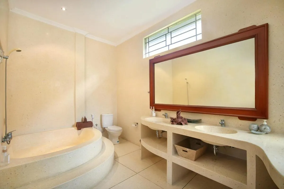 Legian Blue Ocean Villa Seminyak  Seminyak (Bali)